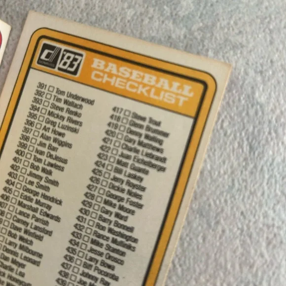 Lot of Vintage Topps Baseball Cards - Picture 2 of 2